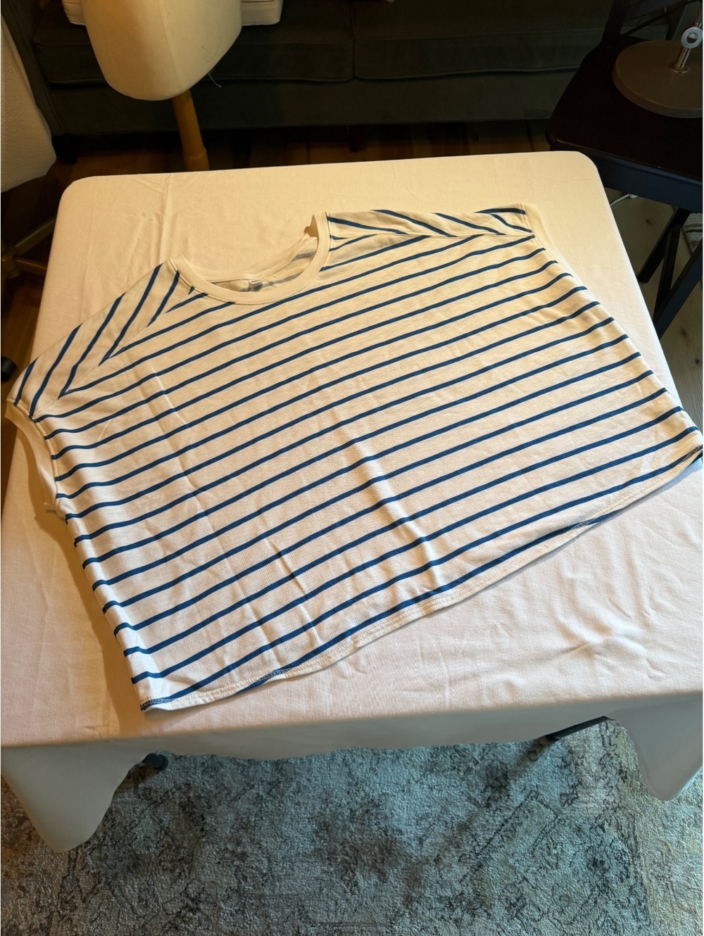 Old Navy Women's XL Blue and White Striped Shirt